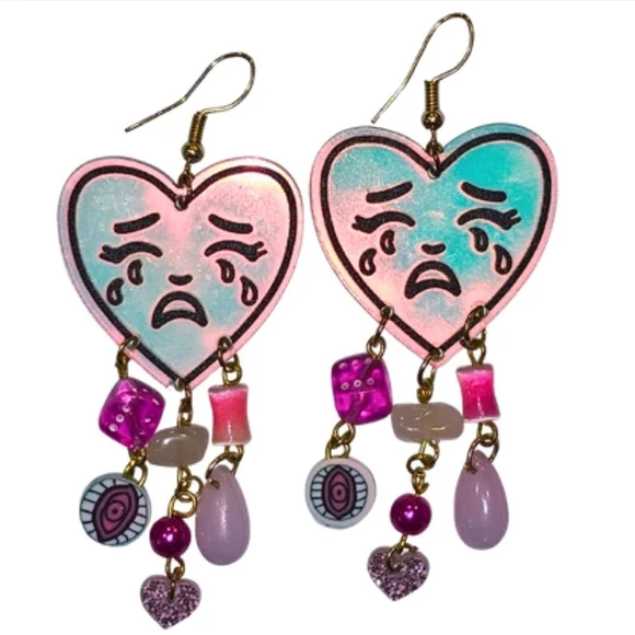 cry baby resin dangle earrings with pink beads - Picture 1 of 5